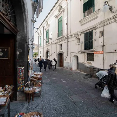 Palazzo Carrano 4*